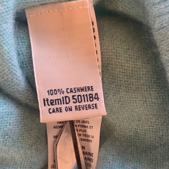L.L. Bean 100% Cashmere Women's V-Neck Sweater - Soft Mint Size Large Like New - Picture 3 of 10